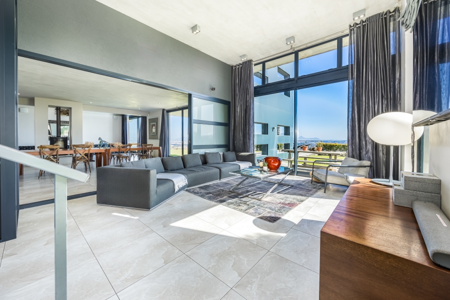 3 Bedroom Property for Sale in Stellenbosch Farms Western Cape